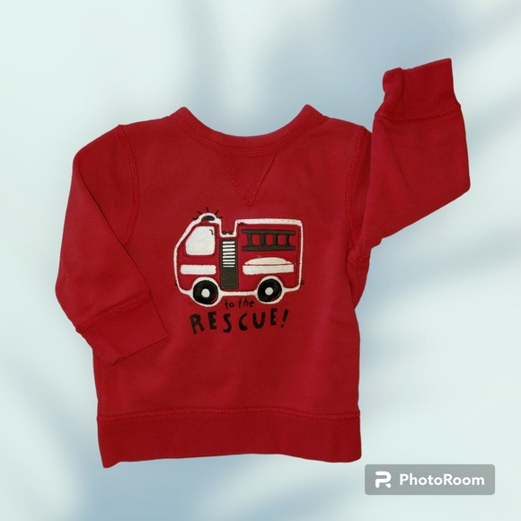 🔴Buy 2 - Get 1 -- Crewneck Fire Truck Sweatshirt, Size 9M - Picture 1 of 7